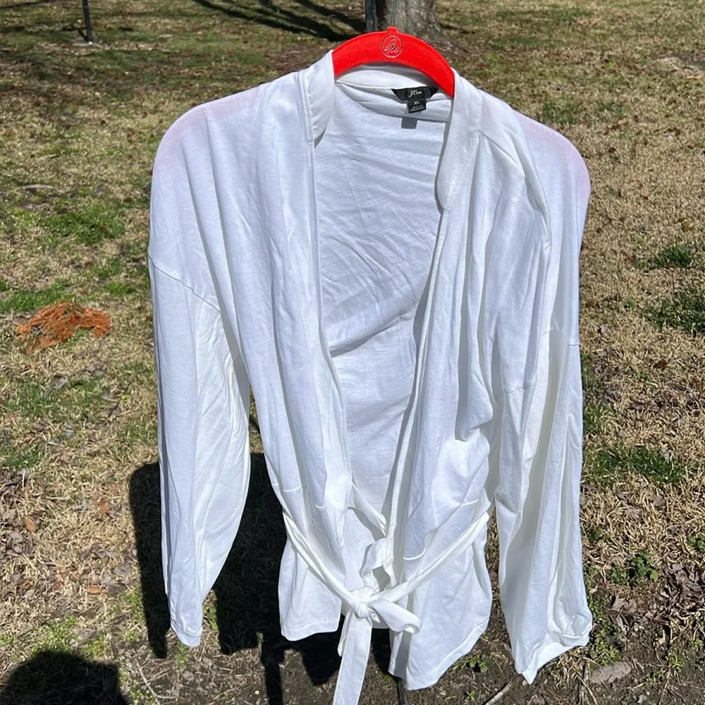 🆕⭐ JCrew White Wrap Front Long Sleeve Top